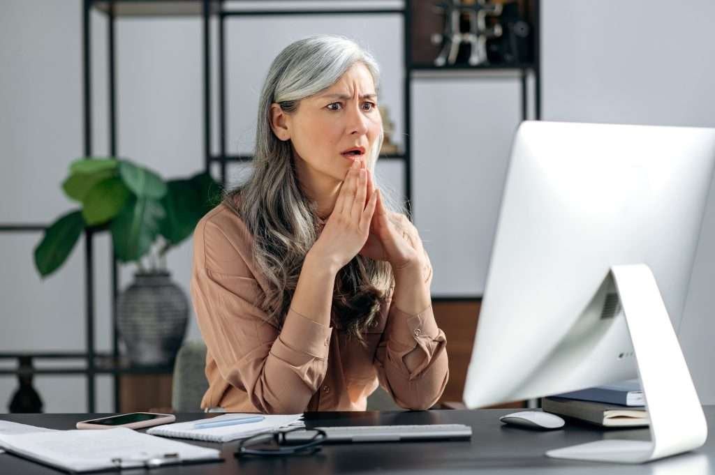 Side Hustles for Seniors tech hurdle